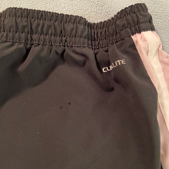 Adidas running shorts - Picture 3 of 4